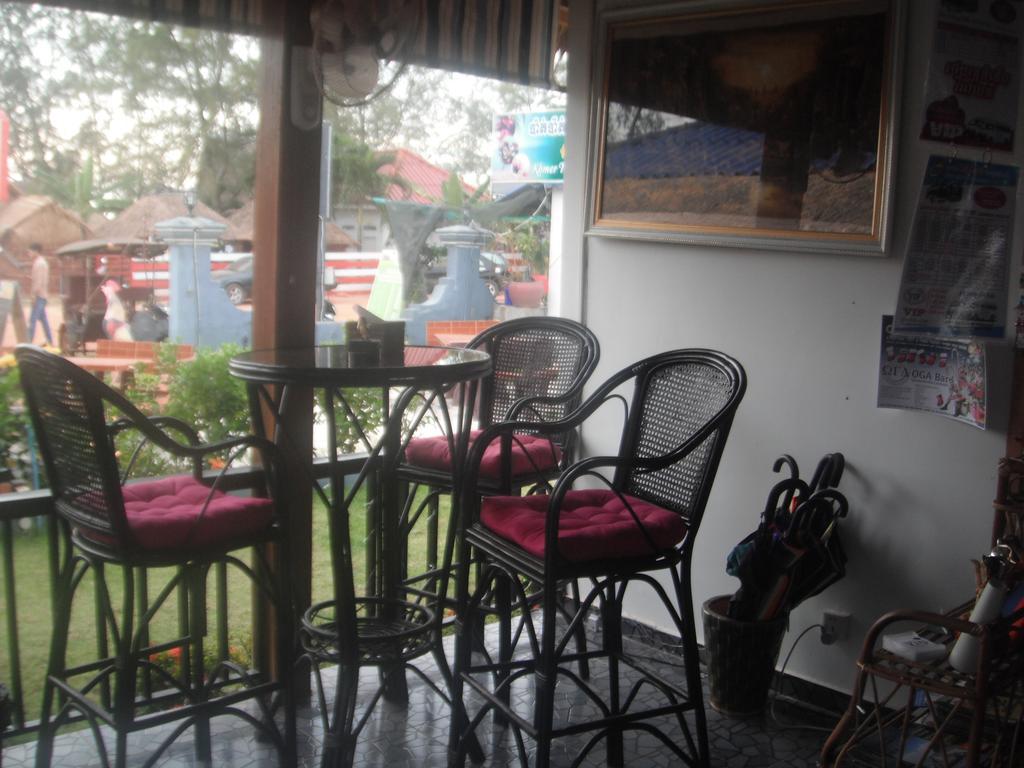 Pat Pat Guesthouse Sihanoukville Exteriör bild