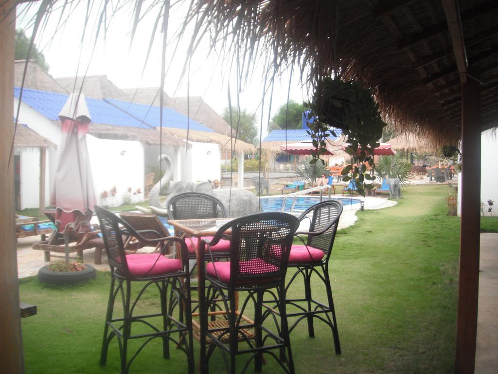 Pat Pat Guesthouse Sihanoukville Exteriör bild