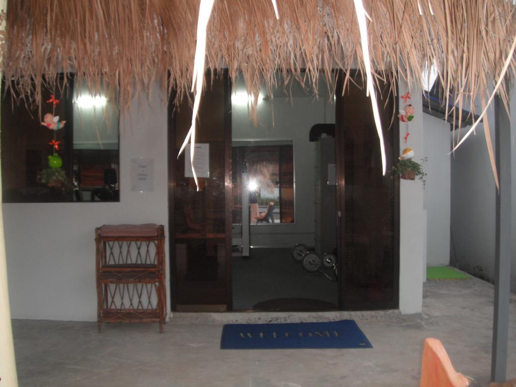 Pat Pat Guesthouse Sihanoukville Exteriör bild