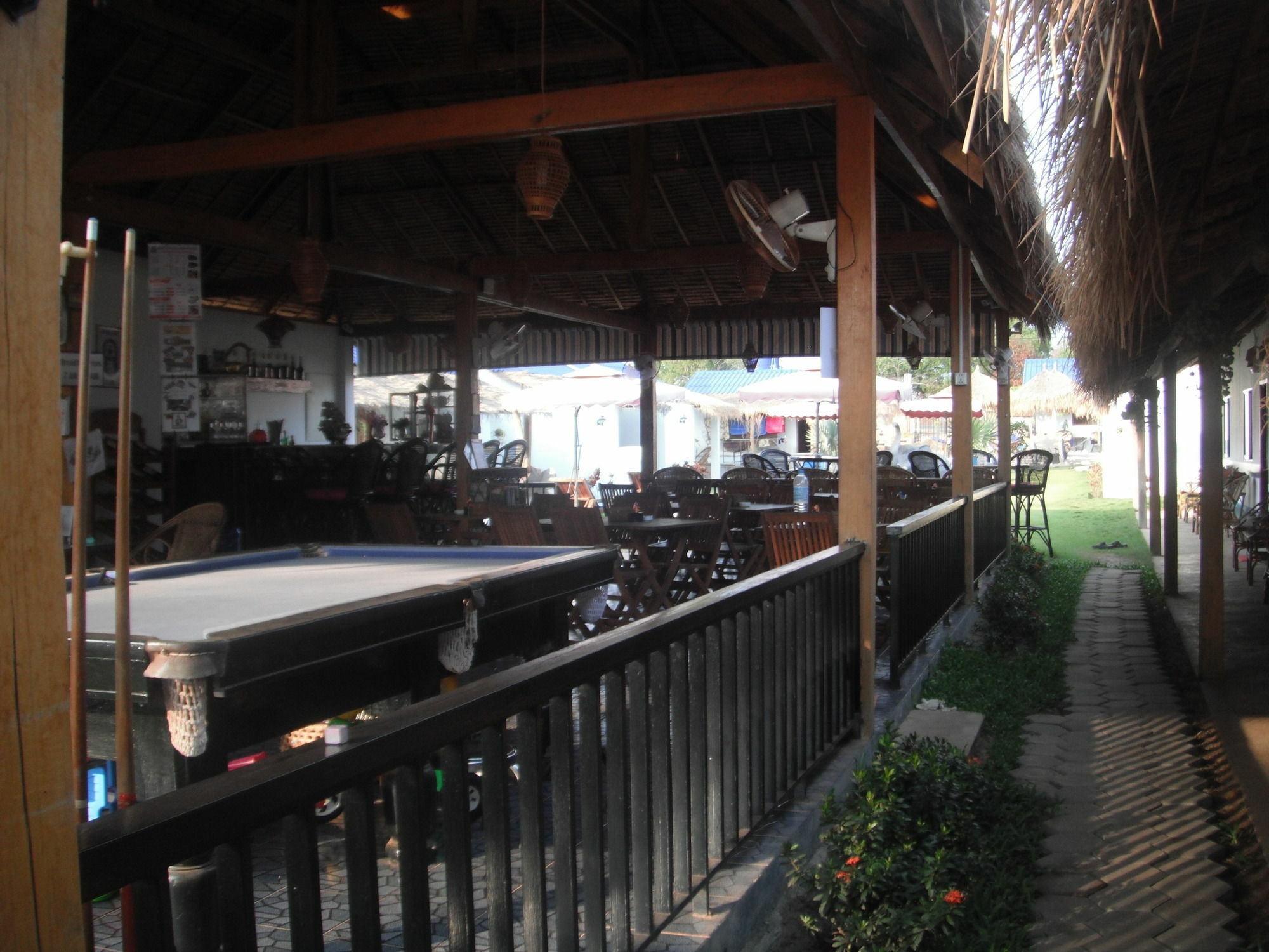 Pat Pat Guesthouse Sihanoukville Exteriör bild