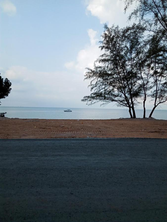 Pat Pat Guesthouse Sihanoukville Exteriör bild